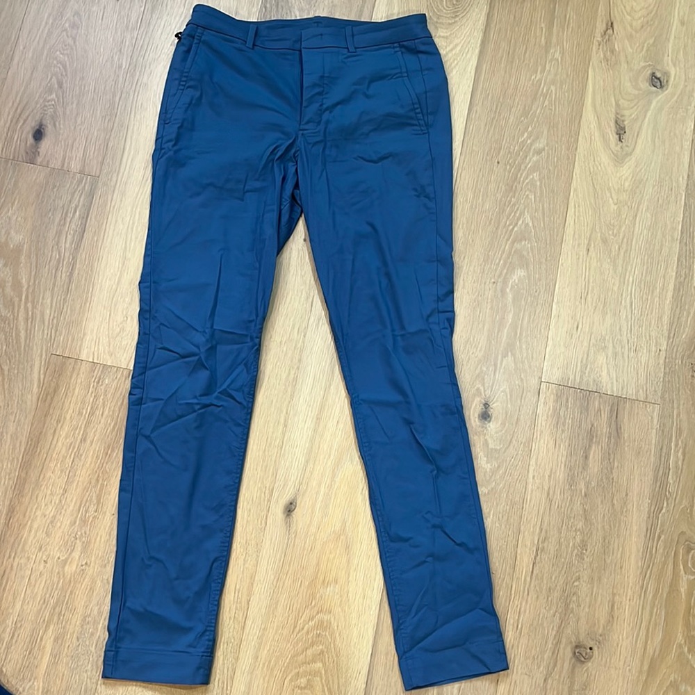 Slim fit Navigator commute pants - like new